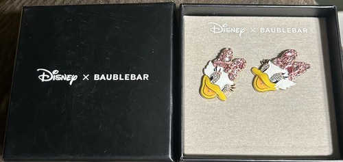 Baublebar X Disney Daisy Duck Pink Gemstone Earrings NEW - 第 2/4 張圖片