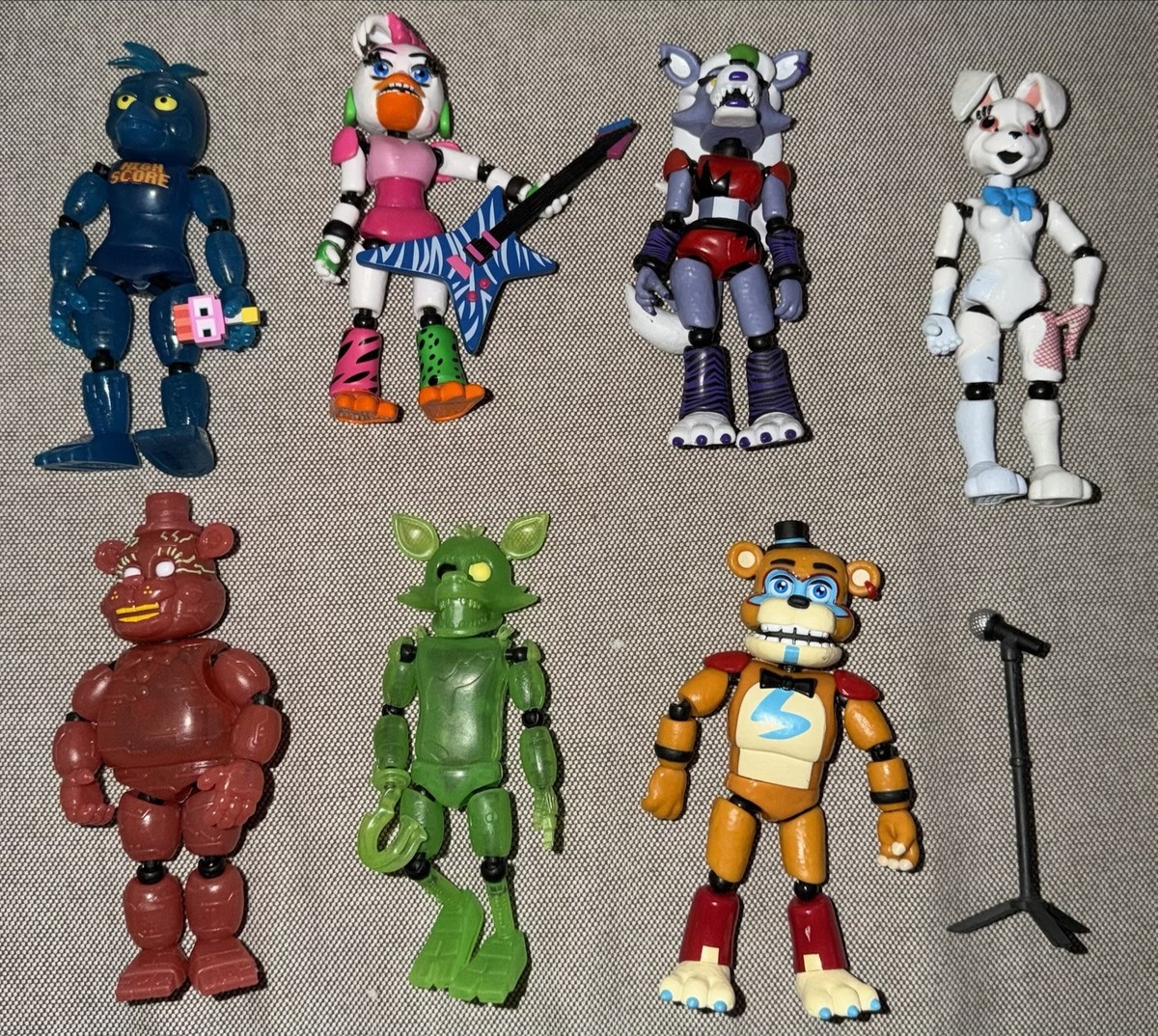 Five Nights at Freddy's Action Figure Lot Glamrock Freddy Vanny