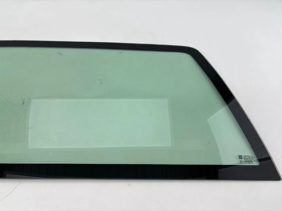 Оригинальные задние стекла на лобовое стекло для Chevrolet Silverado 1500 1999-2007 годов выпуска - Изображение 2 из 4