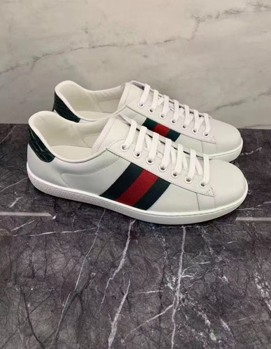 Gucci Ace Classic White Leather Web Stripe Green Rear Tab Flat Sneakers
