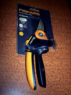 Fiskars Pruners X-Series Pruner Titanium Blade Ergonomic SoftGrip PowerGear