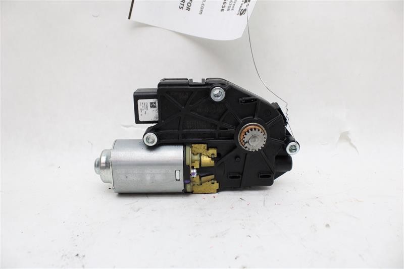 Used Sunroof Motor fits: 2014 Maserati QUATTROPORTE  Grade A