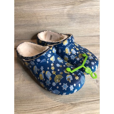 Crocs Classic Lined Holiday Clog Hanukkah 209326-90H Menorah  display picture 1