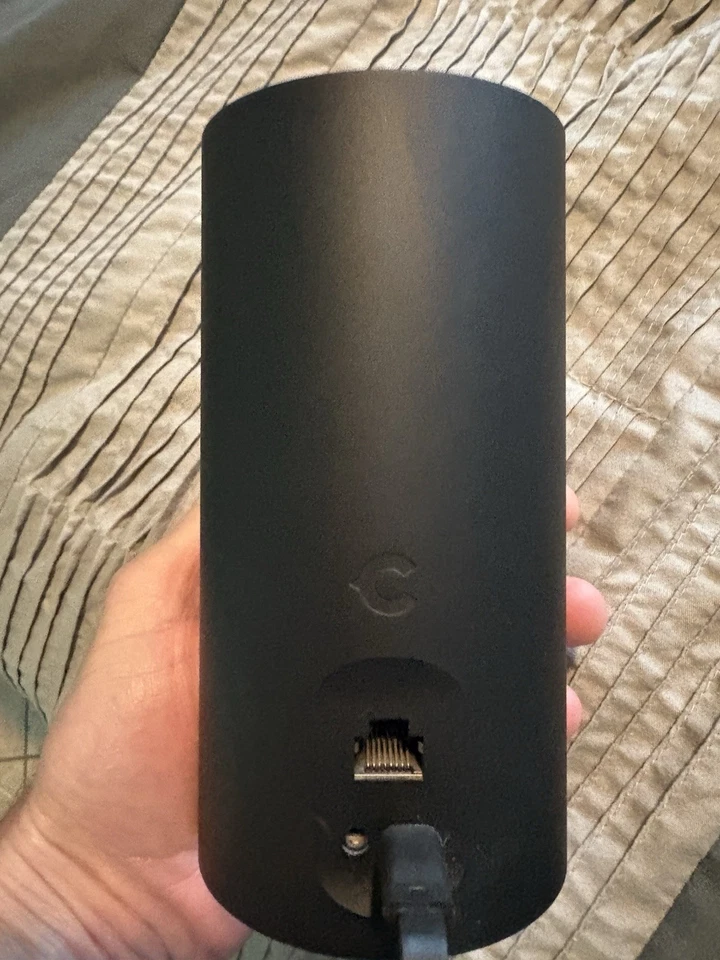 Cámara de seguridad para el hogar todo en uno Canary modelo CAN100USBLK -HD WiFi visión nocturna Foto 4 de 4