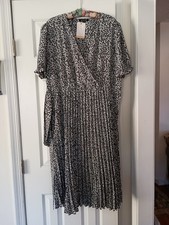 Kojooin Women's Dress Sz2XL Black And White Polyester. New With Tags