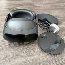 Meta Quest Pro 256GB VR Headset Only W/ Extra...