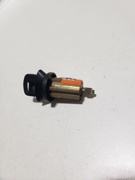 Ignition Switch Electric Switch Only Fits 80-04 GRAND MARQUIS 395032 - Image 2 of 4