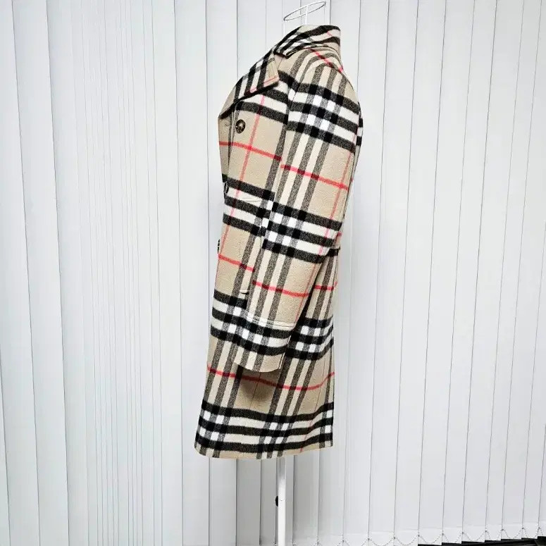 Burberry Kids Girls Coat, Size 14A, New & Unused thumbnail 3