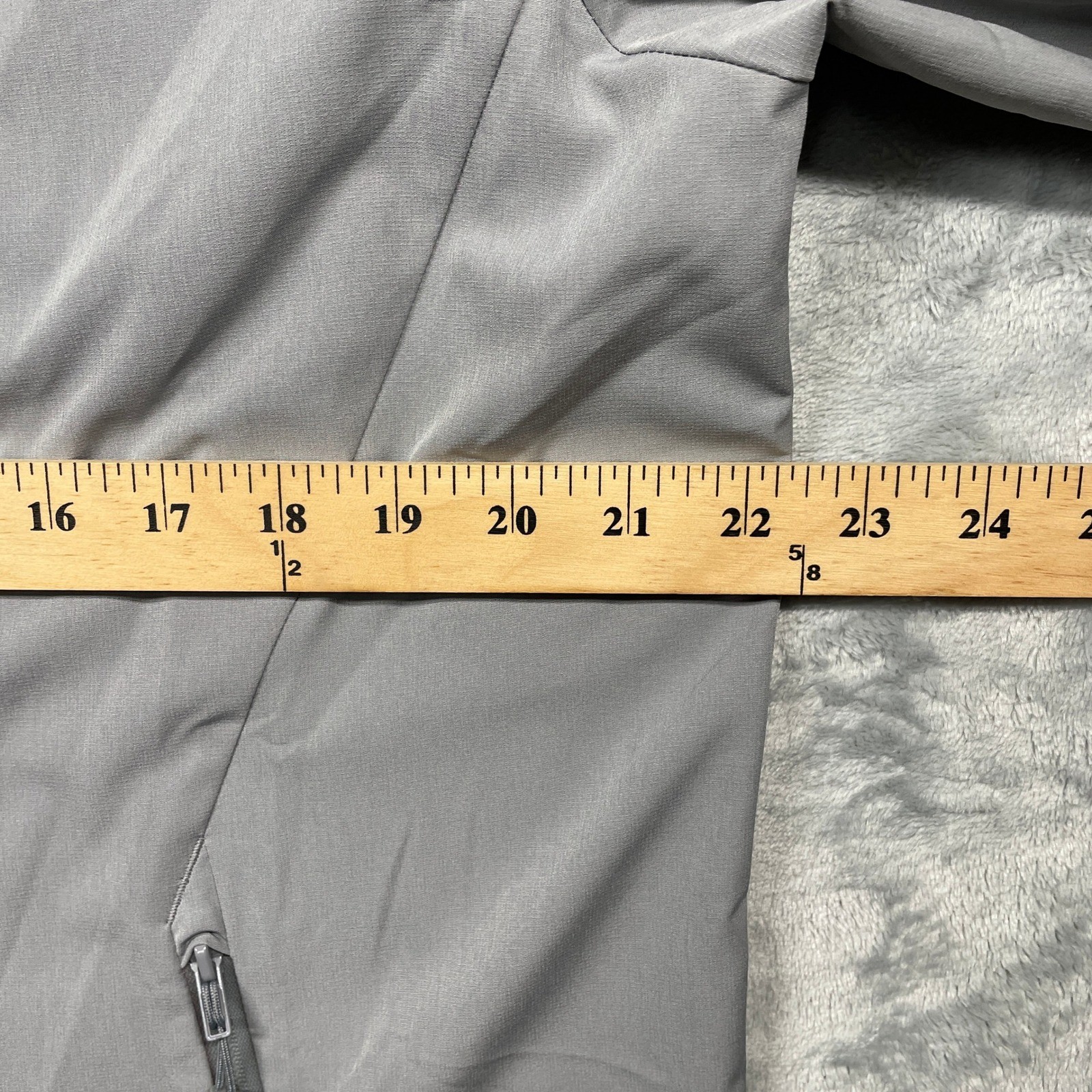 Levelwear Mens Gray Whale Gin Logo Lightweight Zip Up Vented Activewear Jacket L