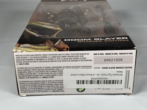 Figura de acción McFarlane Toys Doom Slayer edición bronce 7" - Imagen 4 de 8