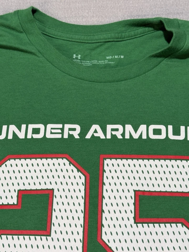 Under Armour Claus 25 Graphic Jersey Style Christmas T-Shirt Men's Green Tee M - Image 4 of 4