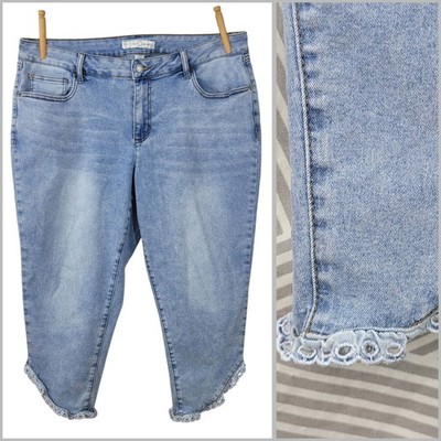 Est 1946 Capri Jeans Plus 16W 37'' X 21.5'' Pants High Rise 16 Stretch Embroidered