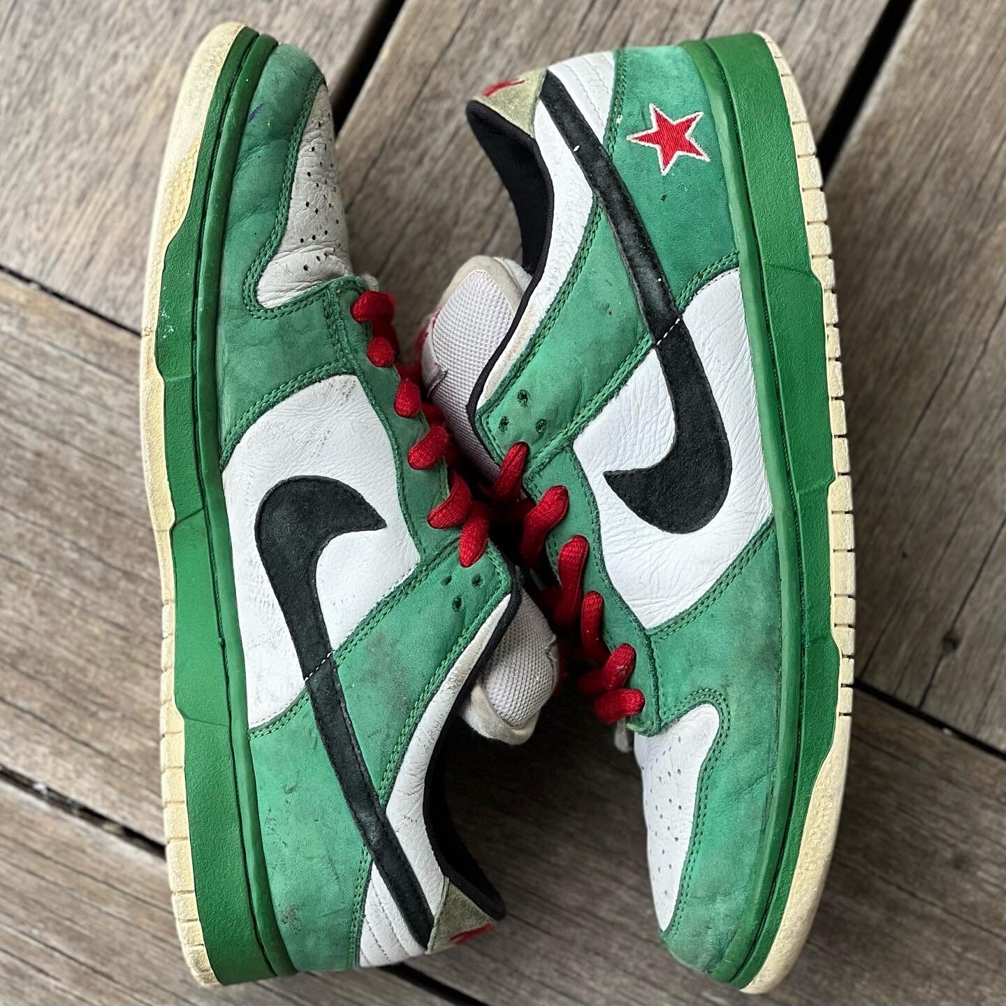 Nike SB Dunk Low Heineken SAMPLE Size 9 | eBay