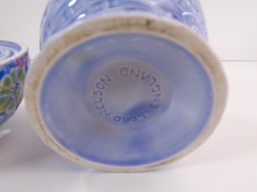 Lord Nelson Pottery England Potpourri Bowl with Lid Blue Floral - Picture 7 of 9