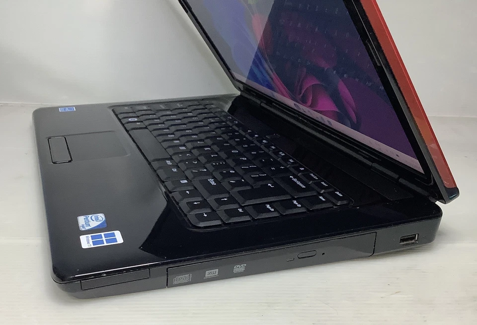 DELL INSPIRON 1545 INTEL DUAL CORE 2.20GHz 4GB 120GB SSD DVD WIN 11 PRO(248)23H2 - Image 4 of 4