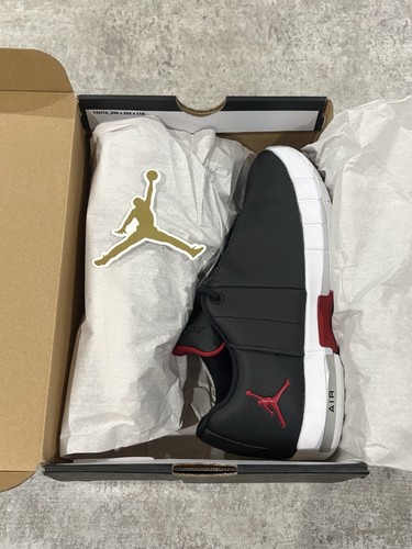 Jordan Team Elite 2 Low Bred Shoes Youth Size 6.5 Black Red