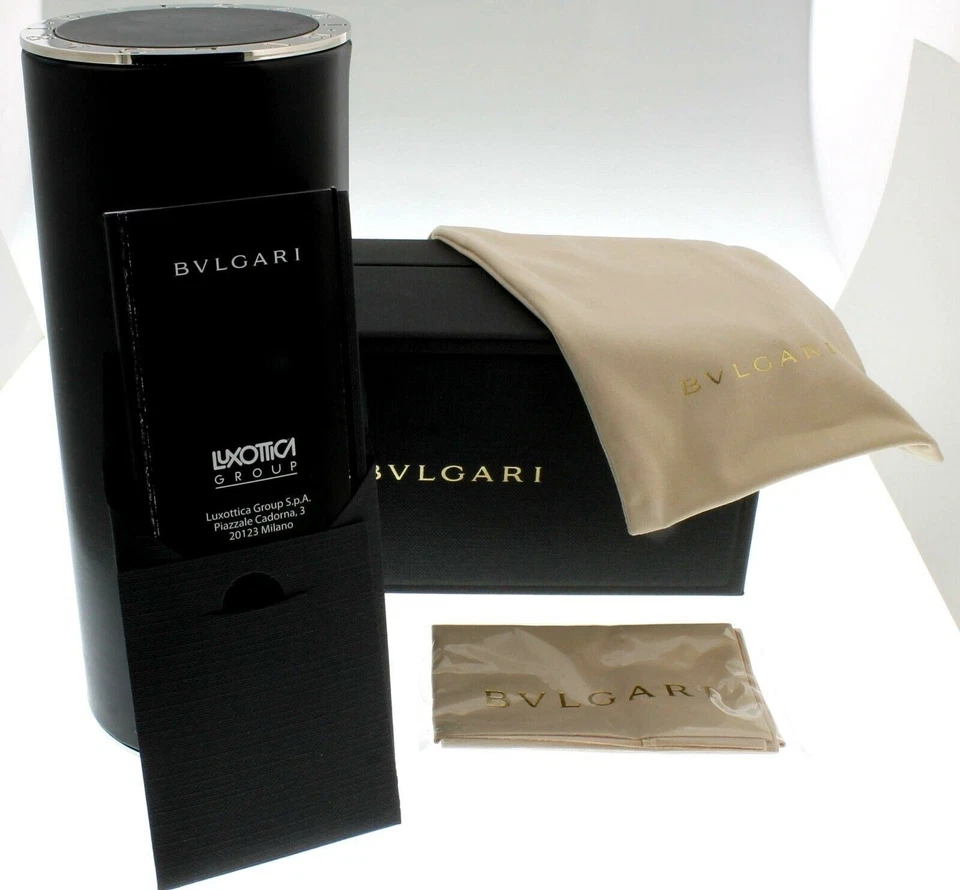 Nuevas gafas de sol Bvlgari ojo de gato negras con triángulo cristal 8168-B 5381/8G Foto 3 de 4