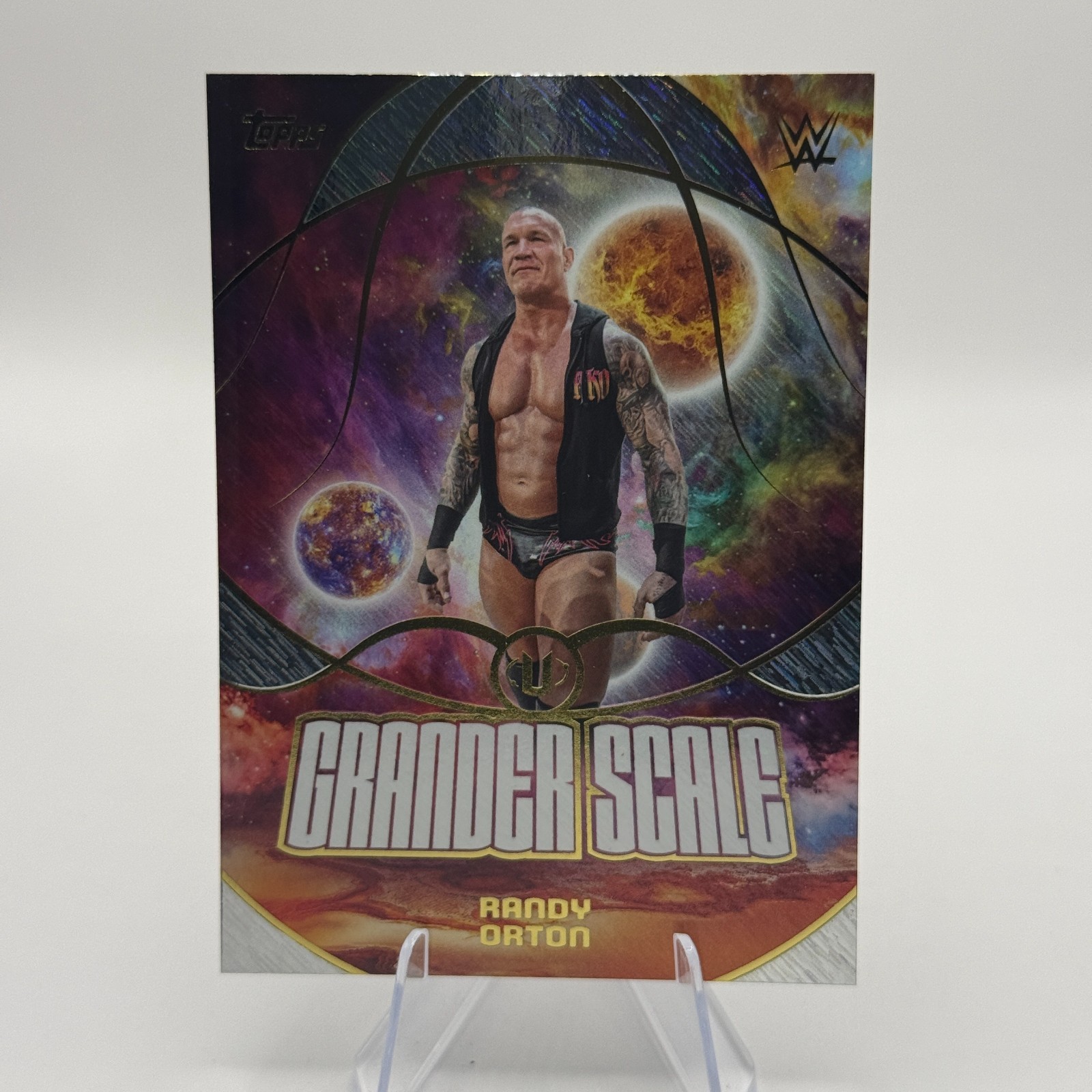Randy Orton 2026 Topps Universe WWE #GS-18 Lightning Parallel Grander Scale Card
