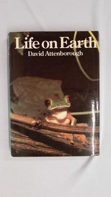 Life On Earth: A Natural History (Flat Signed Copy), David Attenb