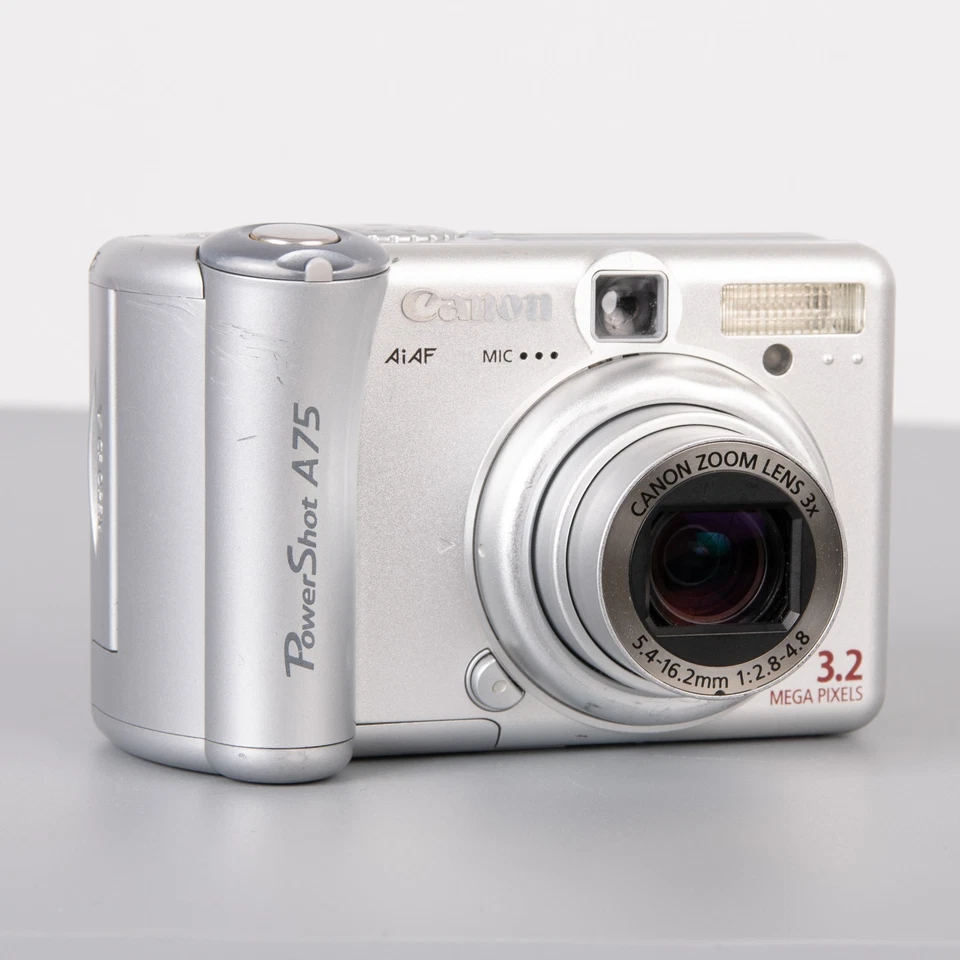 Canon PowerShot A75 3.2MP compact digital camera - Retro, Vintage, Y2K - Image 2 of 4