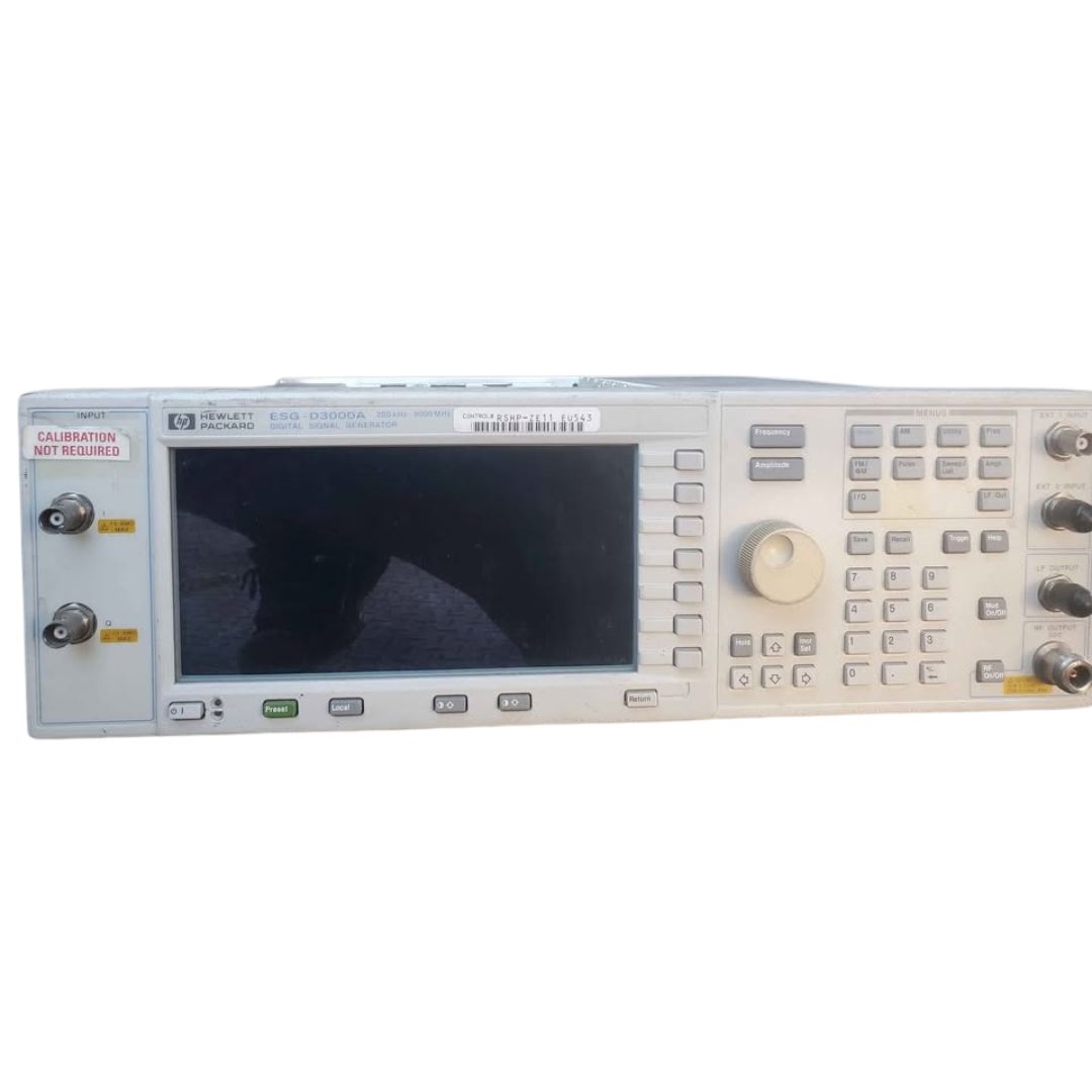 Agilent HP E4432A ESG-D3000A Digital Signal Generator Hewlett Packard FOR PARTS