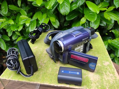 SONY HANDYCAM DCR-DVD91E DVD Digital VIDEO CAMERA Versatile Disc Camcorder