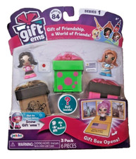 🎁 Gift Ems Friendship World Friend Tokyo Montevideo New Doll Playset Toy Easter