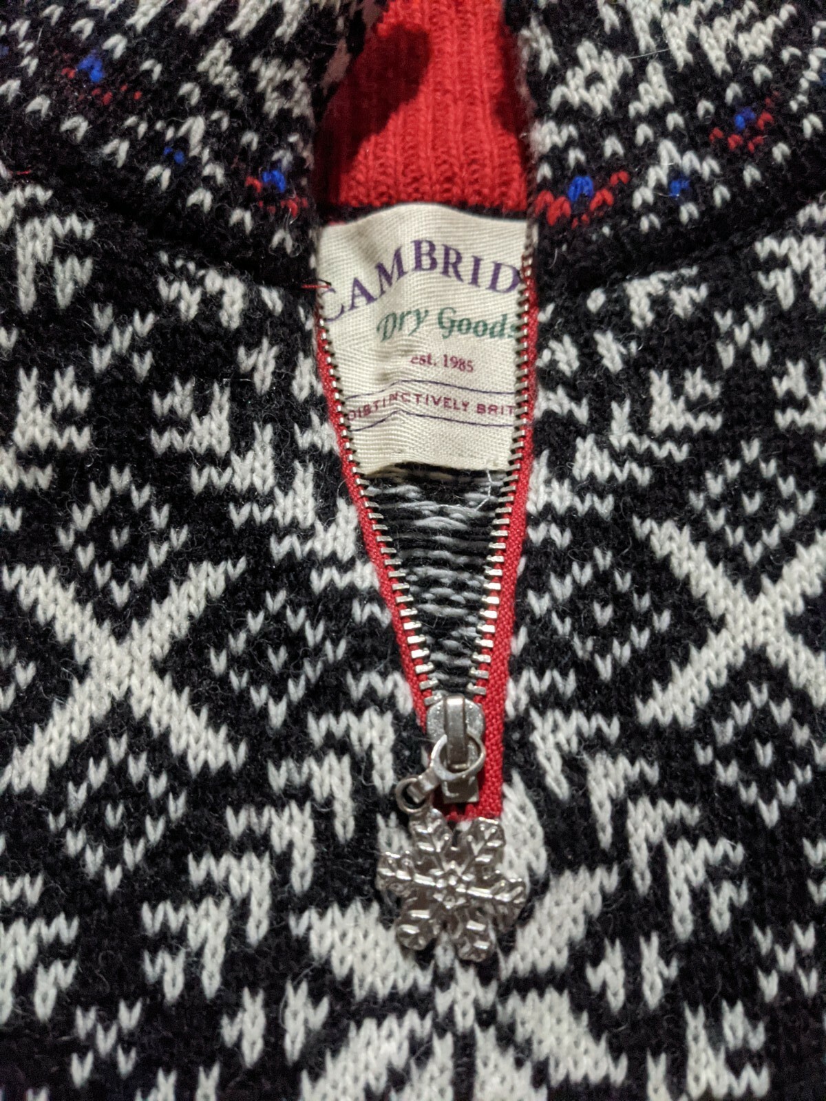 Cambridge Dry Goods Women Snowflake Mohair Lambswool Blend Nordic