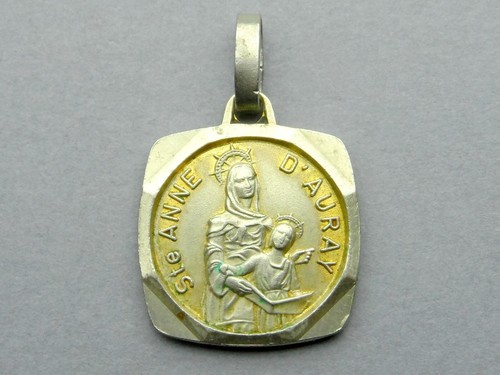 French, Antique Religious Pendant. Saint Anne d'Auray, Virgin Mary Child. Medal - Picture 2 of 4
