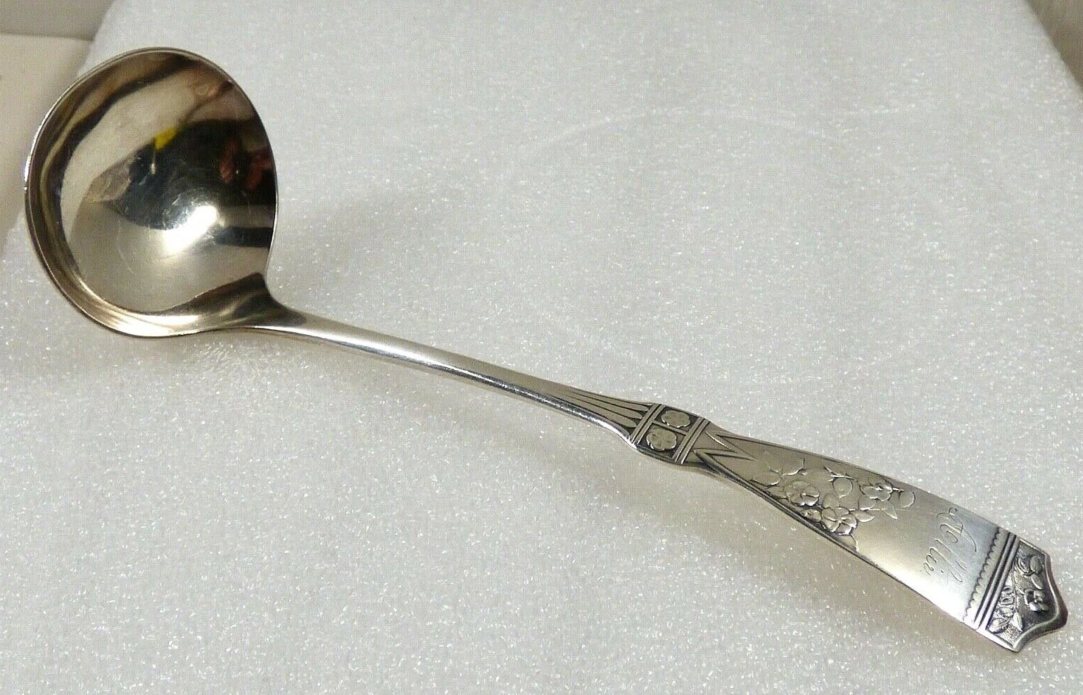 Vintage Reed & Barton silver plate Gravy small serving Ladle