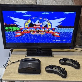 Boxed Sega Megadrive Console Mini Classic 80 Games 2 Wireless Controllers VGC
