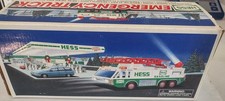 1996 Hess Toy Truck -- Emergency Truck !!  NIB