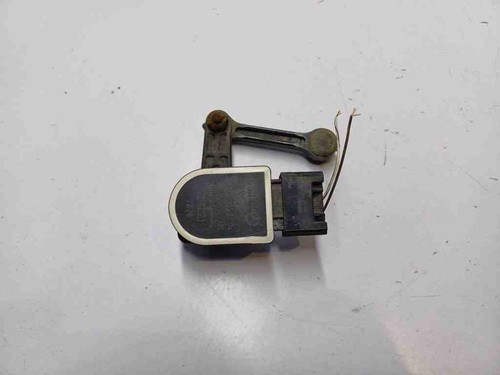 MERCEDES-BENZ C W205 Niveausensor vorne links A0009053704 2.20 Diesel 31137003