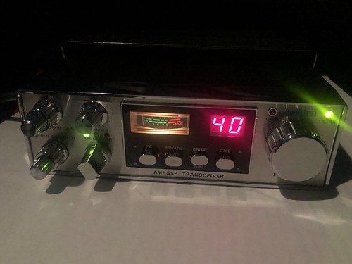 RADIO CB SSB VINTAGE UNIDEN 40 CANAUX avec MIC D'ORIGINE BOITE OUVERTE TESTÉE ET FONCTIONNELLE - Photo 11/24