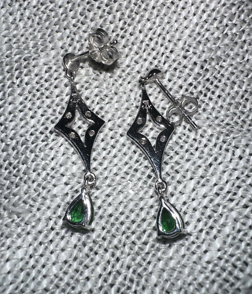 Серьги из белого золота 14 карат с бриллиантами цаворит гранат. Сертификационная карточка. Телевизор Gems - Изображение 4 из 4