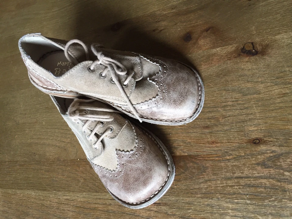 Zapatos para niños Foto 3 de 4