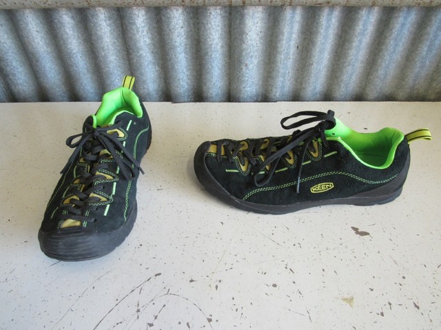 keen climbing shoes