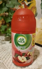 1 Air Wick Freshmatic Refill Apple Cinnamon Medley Automatic Spray 6.2 oz RARE 