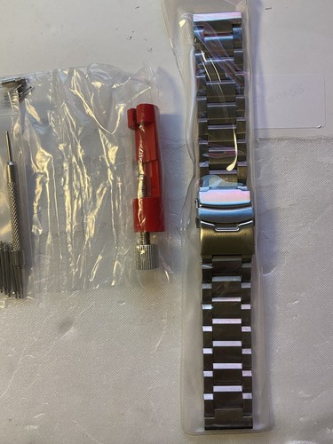 Hstrap Men’s Brushed Stainless Steel Watch Band - Picture 3 of 5