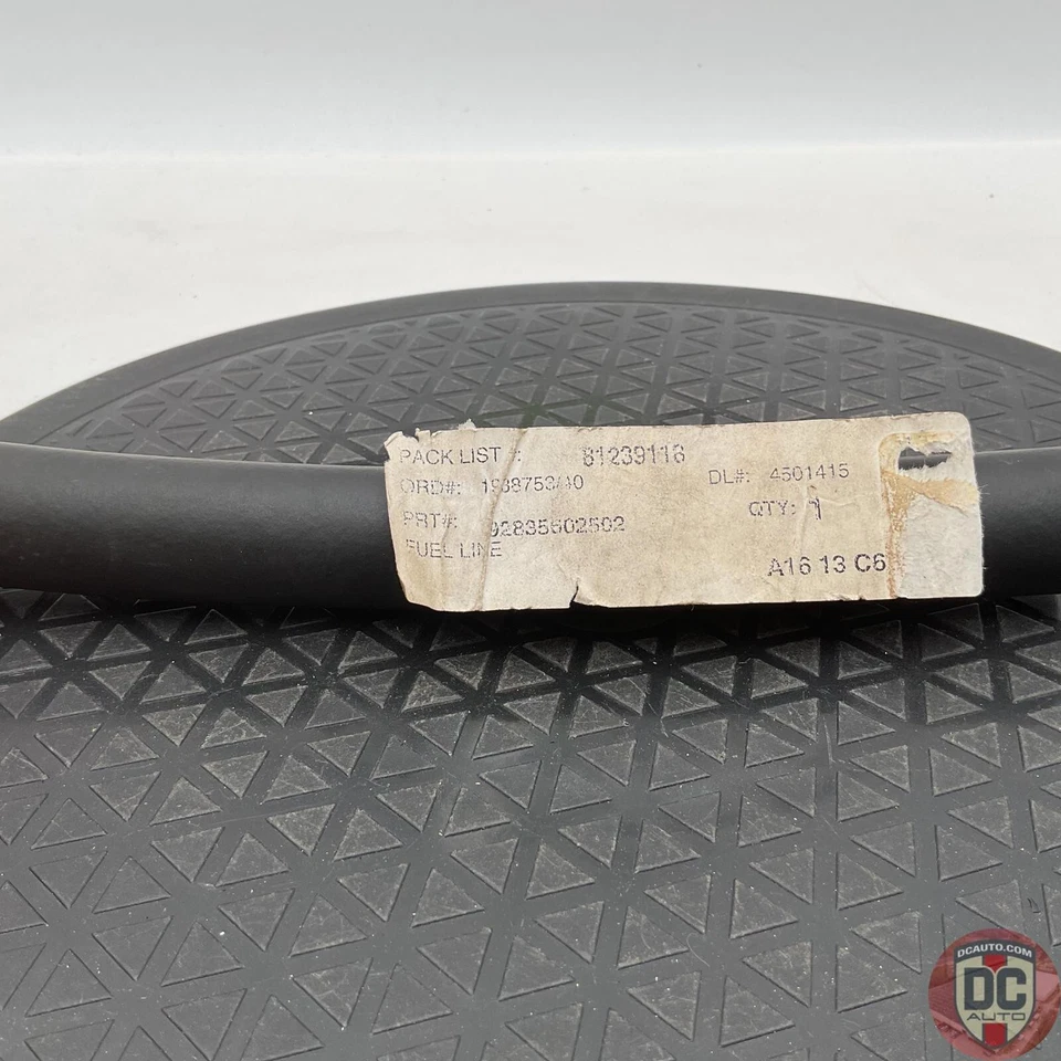 Porsche 928 Fuel Line 1978-1982 92835602502 NUEVO Foto 3 de 3