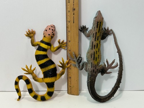 Two (2) Vintage Imperial Soft Plastic Lizards With Suction Cup 9 Inch - Picture 4 of 11