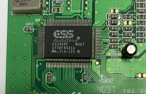 ESS AudioDrive 230X-3 (Chipset ES1868F) ISA Karta dźwiękowa audio z kablem - Zdjęcie 2 z 5