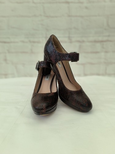 Clarks Court Shoes Size 5.5 Brown Burgundy Kendra Gaby Snake Leather Mary Jane - Picture 14 of 17