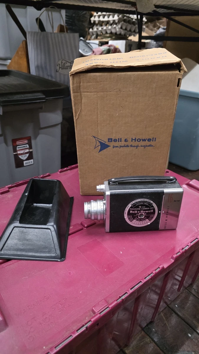 Preços baixos em Bell and Howell 16mm Filmadoras antigas | eBay