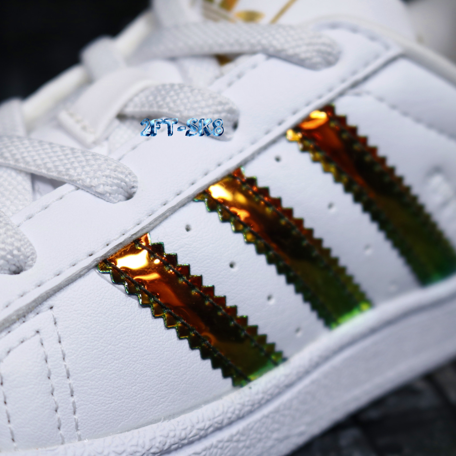 gold iridescent adidas superstar