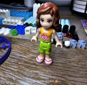 Lego 3933 Friends Olivia's Invention Workshop 