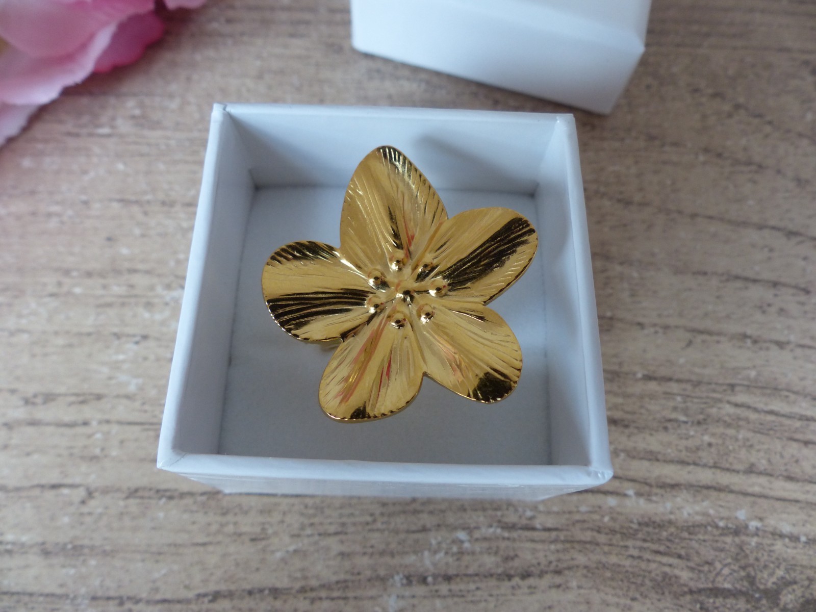 Bague réglable fleur acier doré de haute qualité durable