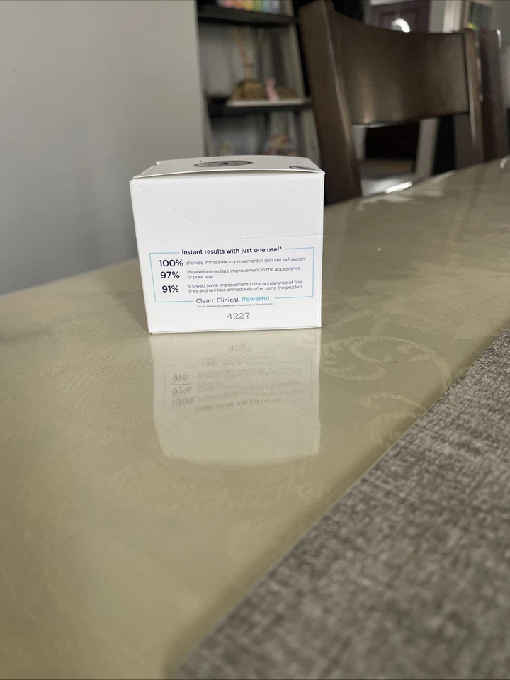 M-61 Power Glow Peel 1 Minute 1 Step Exfoliating Facial Peel 30 Treatments - Image 2 of 4