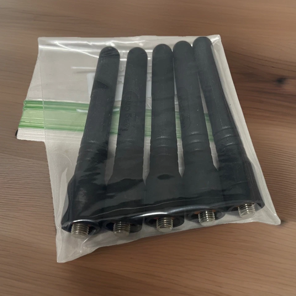 5 Pcs Mag One 400-470Mhz UHF Antenna 4 Motorola Magone A6 A8 BPR40 Two Way Radio - Image 3 of 3