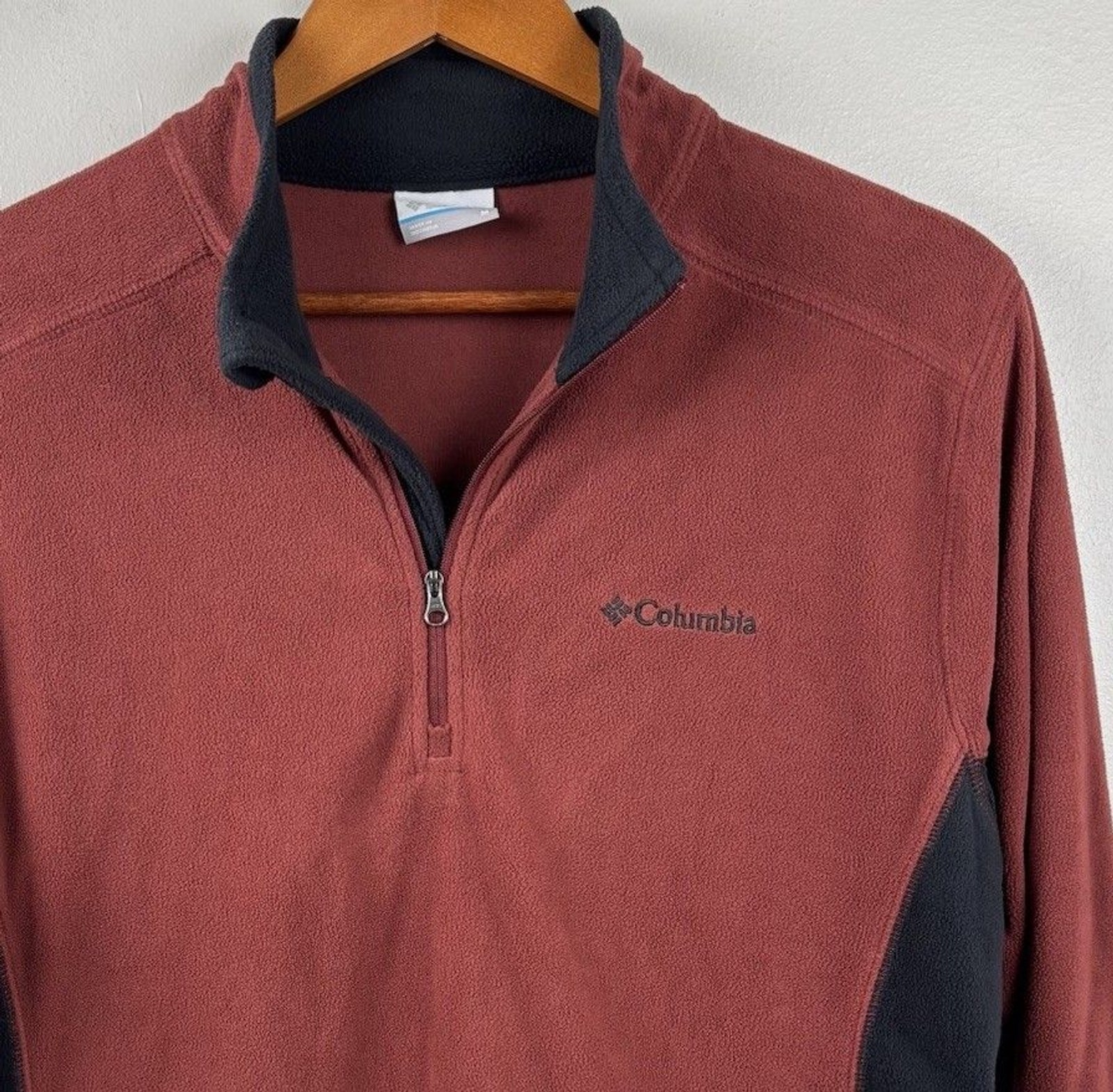 Columbia 1/4 Zip Lightweight Fleece Men’s Medium Burgundy & Black Long Sleeve
